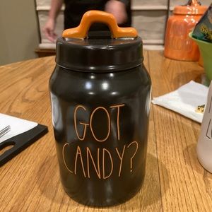 Rae dunn got candy jar